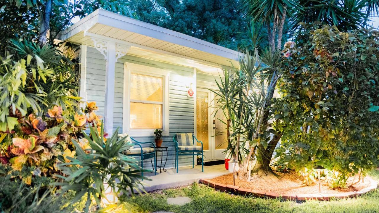 Meranova Guest Inn Dunedin Exterior photo